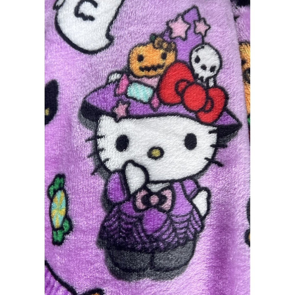 Hello Kitty Halloween Silk Touch Purple Throw Blanket Witchy Kitty 50 x 70 🎃